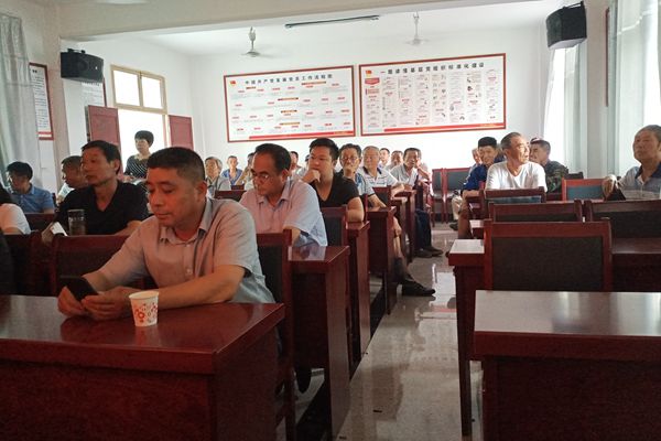 梅龍社區(qū)“新時代傳習所”道德講堂專題活動_副本.jpg 梅龍社區(qū)“新時代傳習所”道德講堂專題活動_副本.jpg